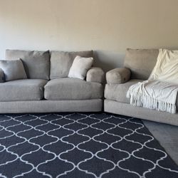 Loveseat And Chair With USB Ports