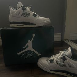 Air Jordan 4 Retro 'Oxidized Green'