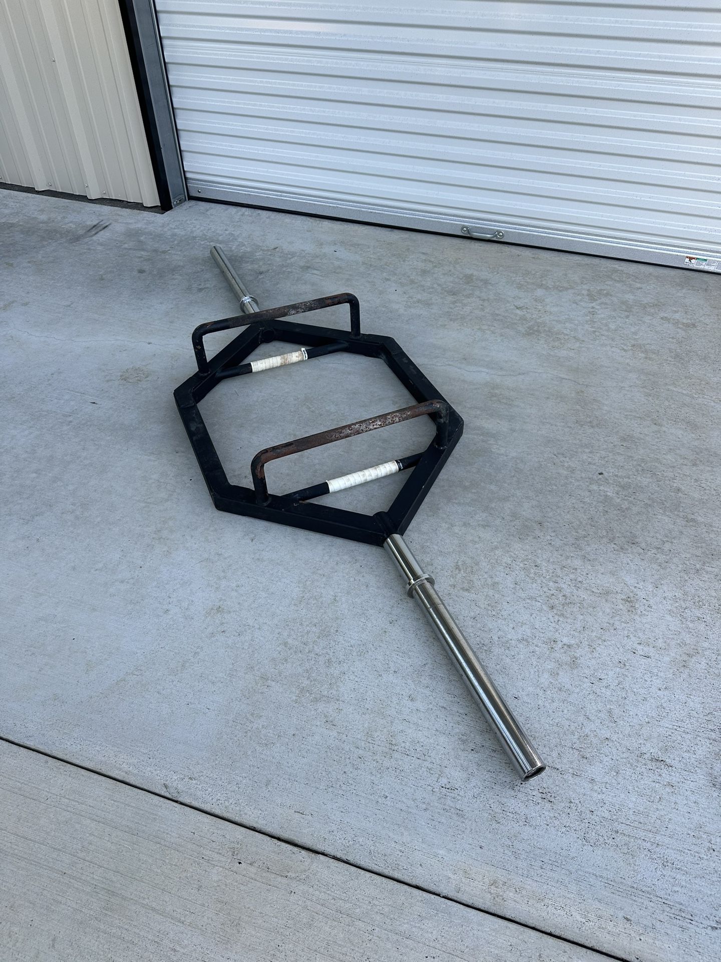BOLT 81Lb WEIGHT REAPER TRAP BAR $180