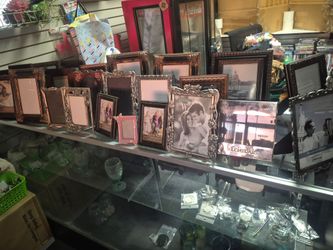 Assorted Decorative Picture Frames Lot
