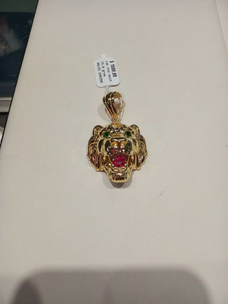 Lion Head Pendant 14kt