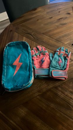 Bruce Bolt batting gloves size M