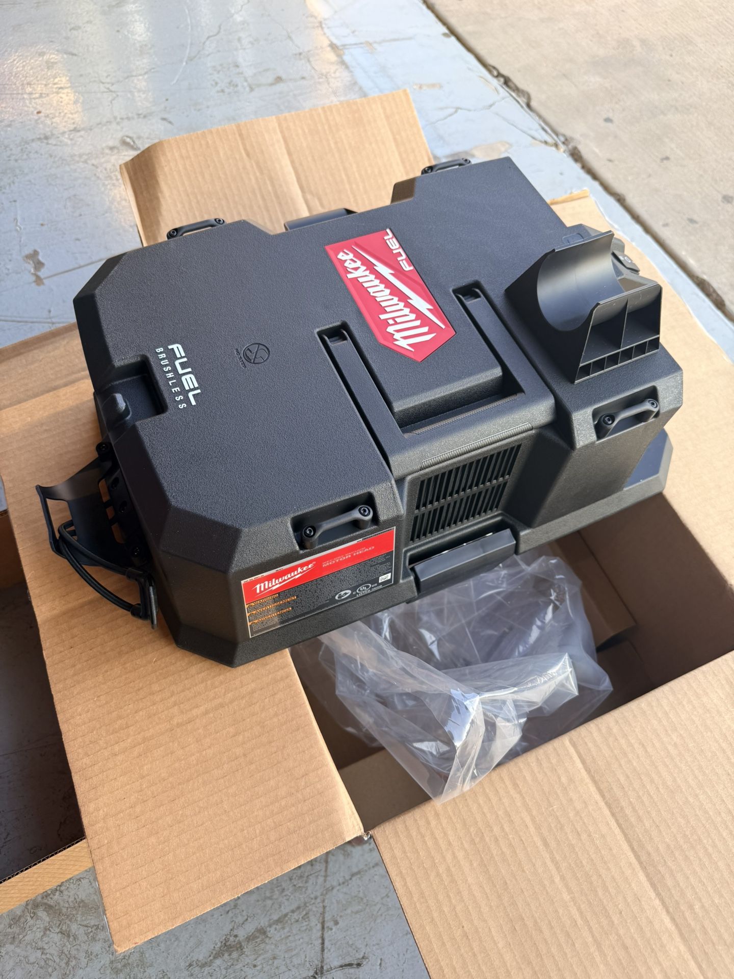 New Milwaukee M18 FUEL Wet/Dry Vacuum DUAL-BATTERY Cordless Motor Head For Milwaukee Wet/Dry Shop Vacuums