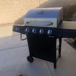 Outdoor Grill 