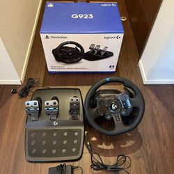 Logitech G923d Steering Wheel Controller. 