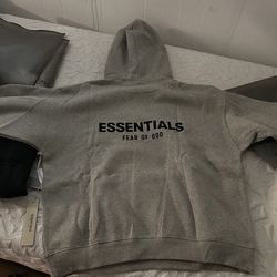 Essentials Hoodie 1-1 Brand New