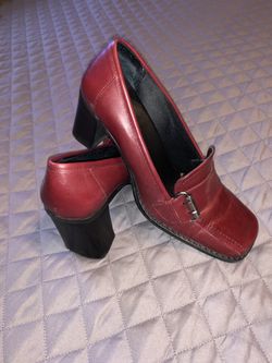 Naturalizer shoes. Gently used. Women’s size 7 1/2