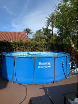 Pool with pump