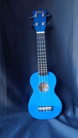 Makalo ukulele soprano size 20 inches