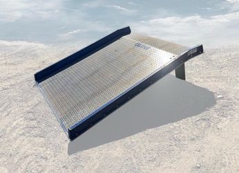 Uline 10,000 LB Aluminum Dock Board Loading Ramp 60” x 72”