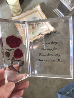 Cute vintage shelf decoration