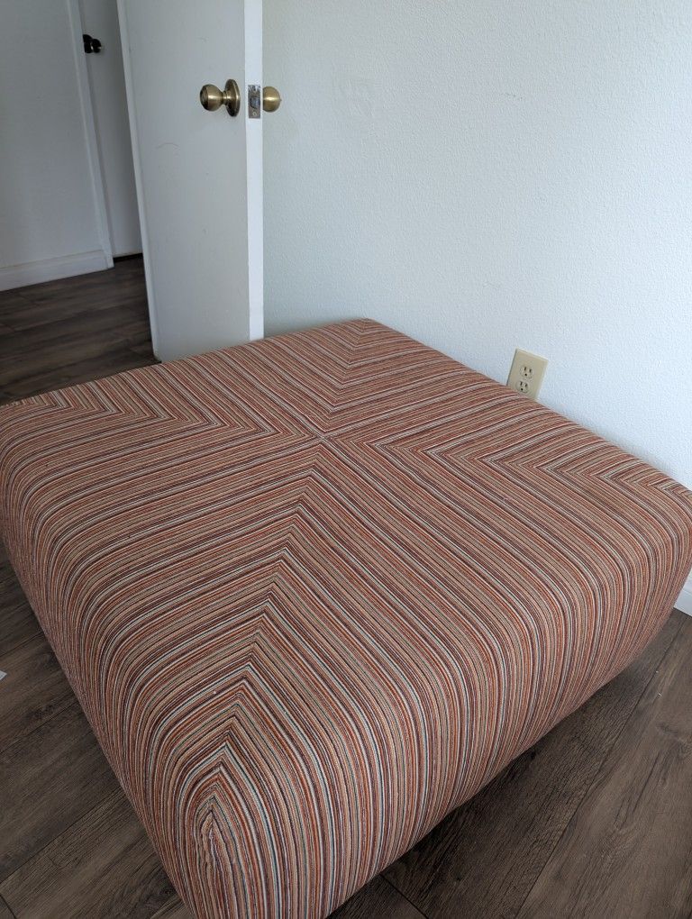 3ft 2in Ottoman