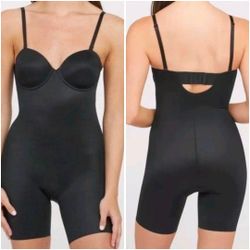 ASSETS BY SPANX Flawless Finish Strapless Cupped Midthigh Bodysuit Women's Sz L