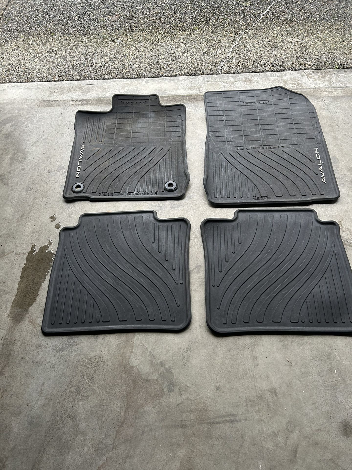 Toyota Avalon All Weather Floor Mats 