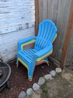 Adirondack chairs PENDING