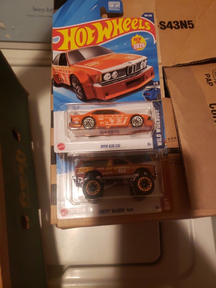 Lot Of 2 Hot Wheels 🔥 2 For 6