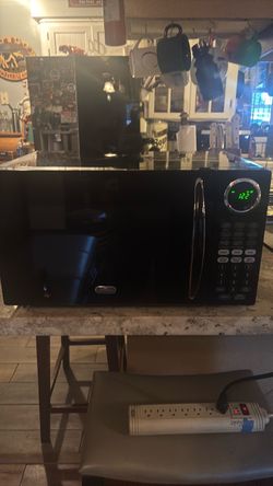 Sunbeam 900 W microwave
