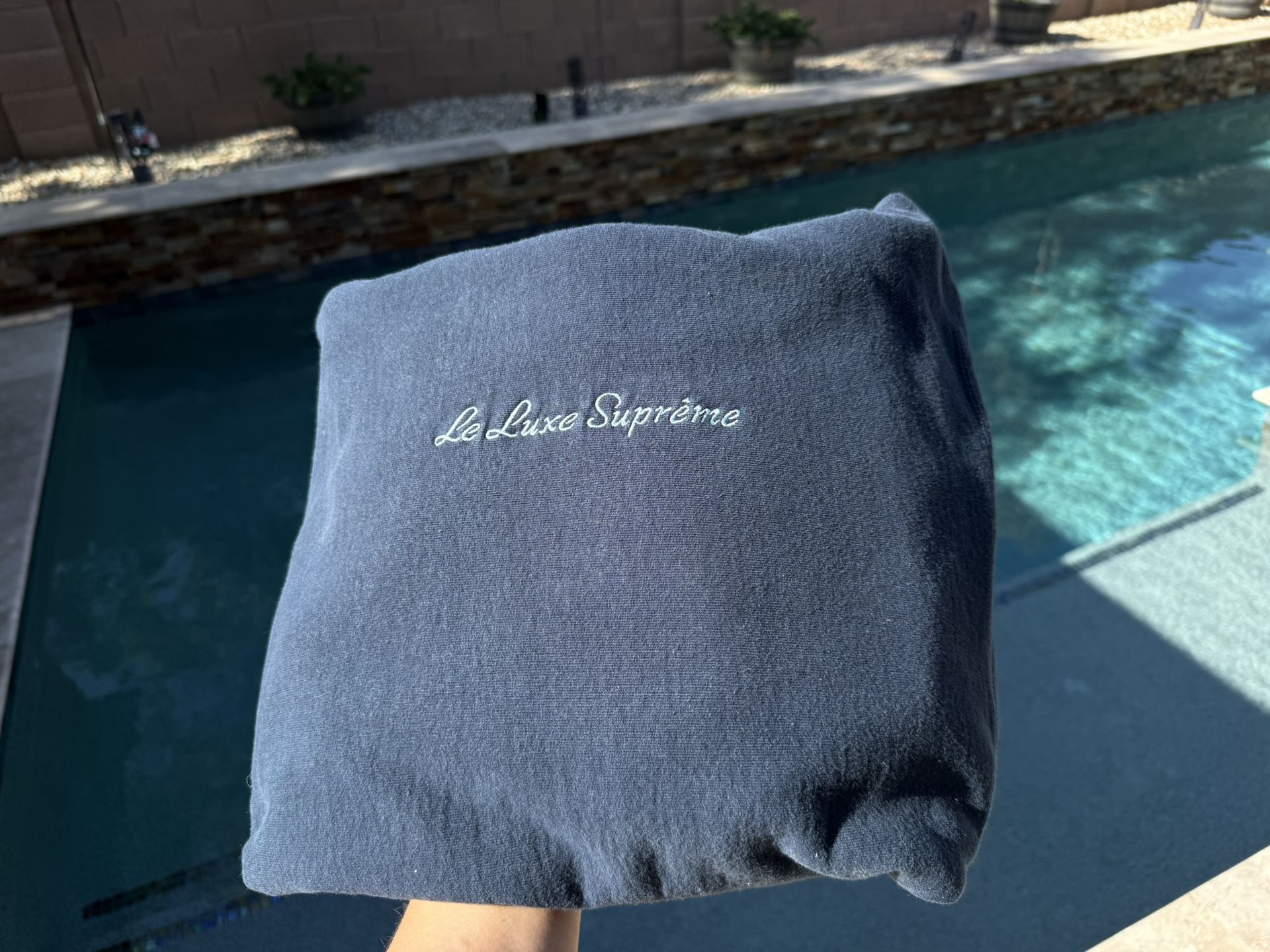 LE LUXE SUPREME