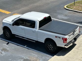 2017 Ford f150 xlt 5.0 coyote 4x4