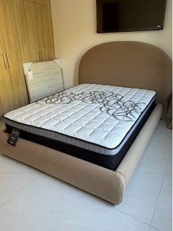 •  Elite Bamboo Luxe Queen 12” pillow top.      New mattress in a plastic sealed.     We offer same day delivery  Venta de colchones  ☎️📲call or Tex