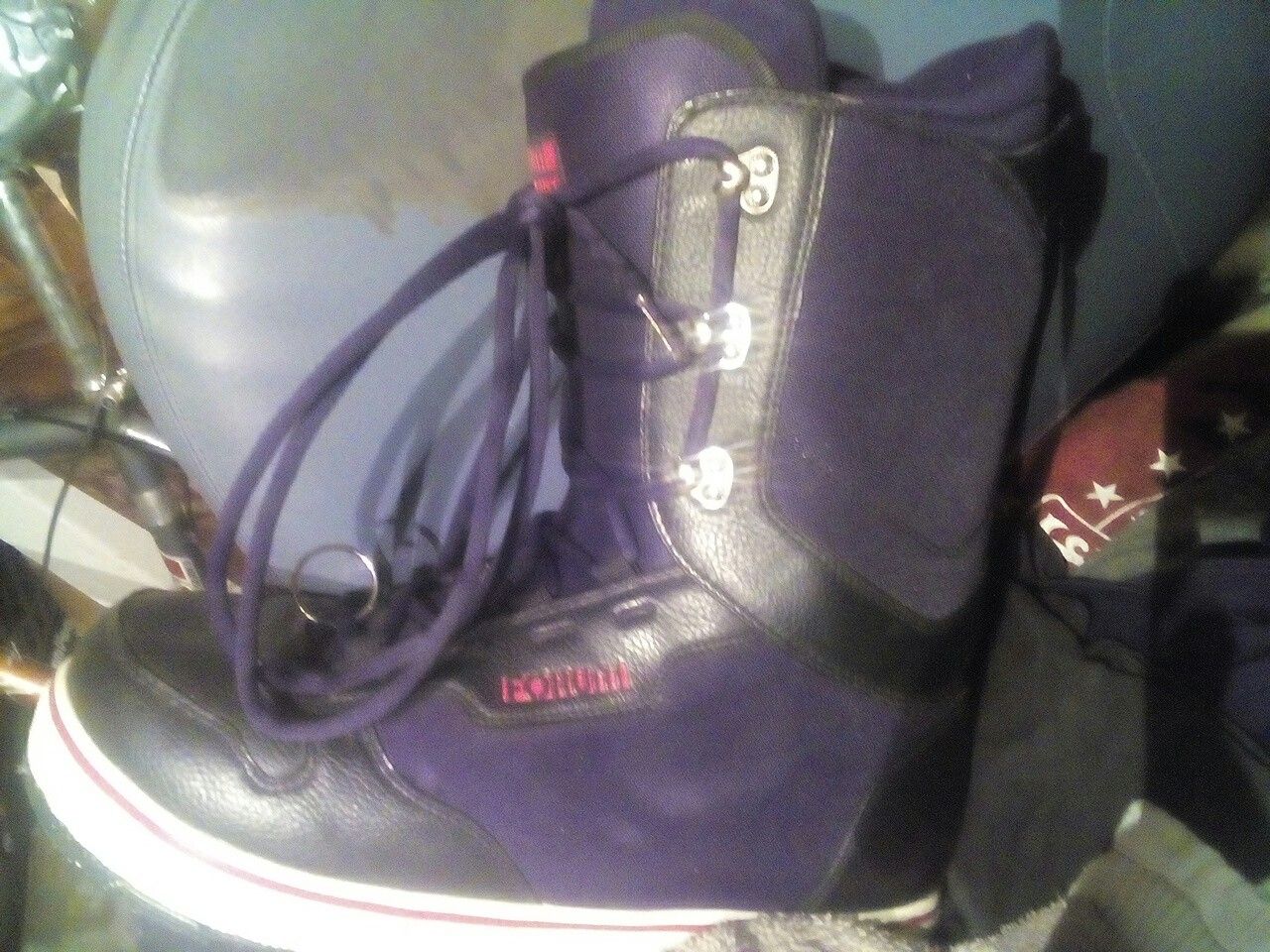 Men's adults size 13 for inconstant snowboard boots