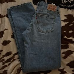 levis women jeans