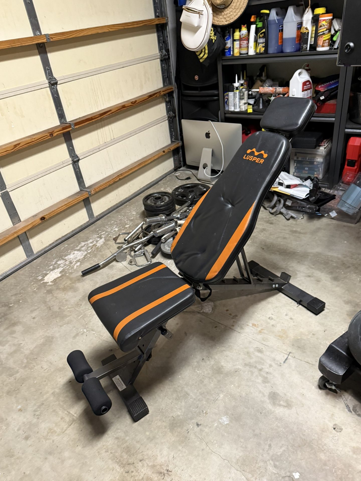 Lusper Adjustable Weight Bench