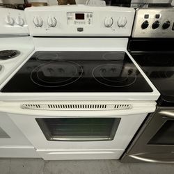 Maytag Stove ( Cocina )