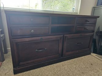 TV Console / Cabinet