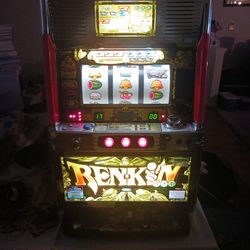 RENKIN  SLOT  MACHINE