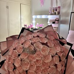 Eternal flower bouquet