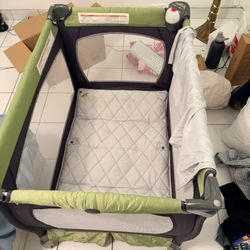 Chicco Pack and Play Portable Playard