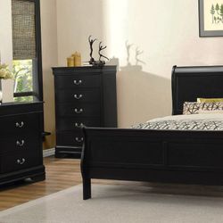Queen 5 Piece Bedroom Set in Ebony