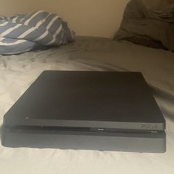 PS4 Slim