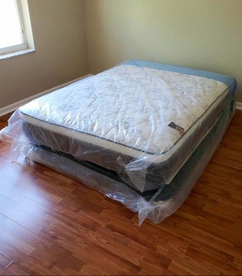 NEW QUEEN PILLOWTOP SET MATTRESS AND BOX SPRING 2PCS