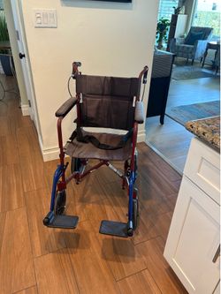 Light weight transport chair