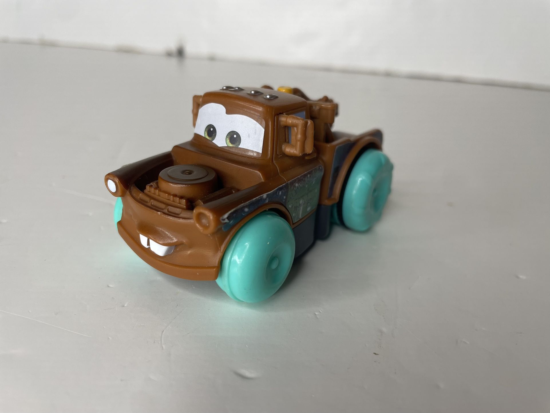 Disney Pixar Cars Hydro Wheels Mater