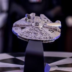 Royal Selangor Star Wars Millennium Falcon Pewter Replica – w/ Box & Papers