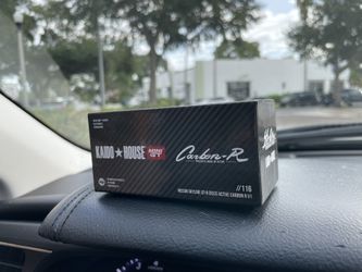 Kaido House Garage Active Carbon R R33 Skyline GTR 1/64 Scale