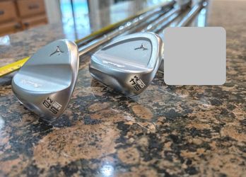 Mizuno T1 58.12 and T3 54.08