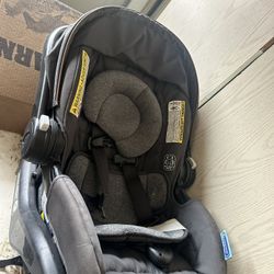 Graco Snug Ride Car seat
