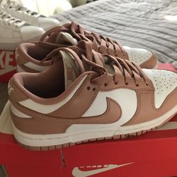 Nike Dunks Low Rose Whisper Size 5.5
