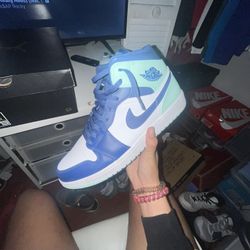Jordan 1 Mid Mystic Navy Mint Foam