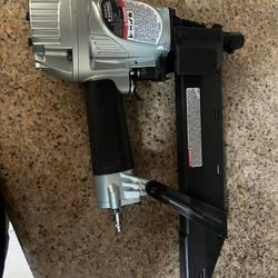 Stayple Gun