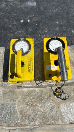 Geiger counter victoreen.