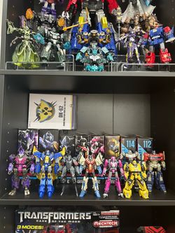 Transformers ONE Studio Series Lot, AND DNA Design Kitt!! Transformers Toys for Sale!!!!