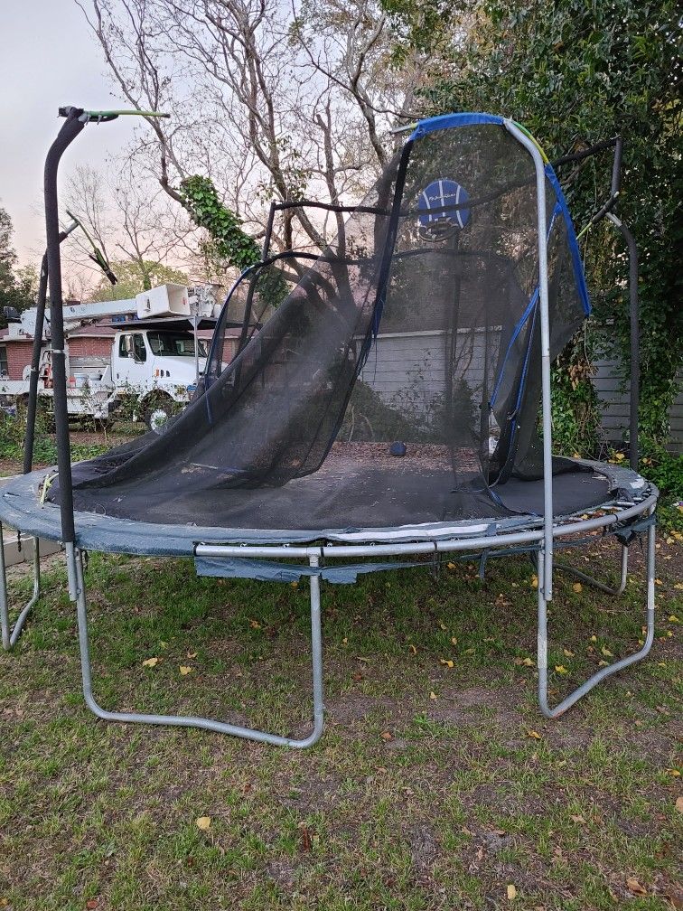 Large TRAMPOLINE 