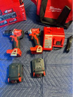 Milwaukee M18 Drill Impact Driver Kit w/ Batteries Charger Bag