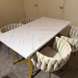 Dining room table and chair Set