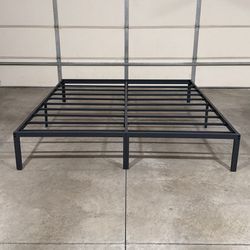 New King Platform Bed Frame (Can Deliver)